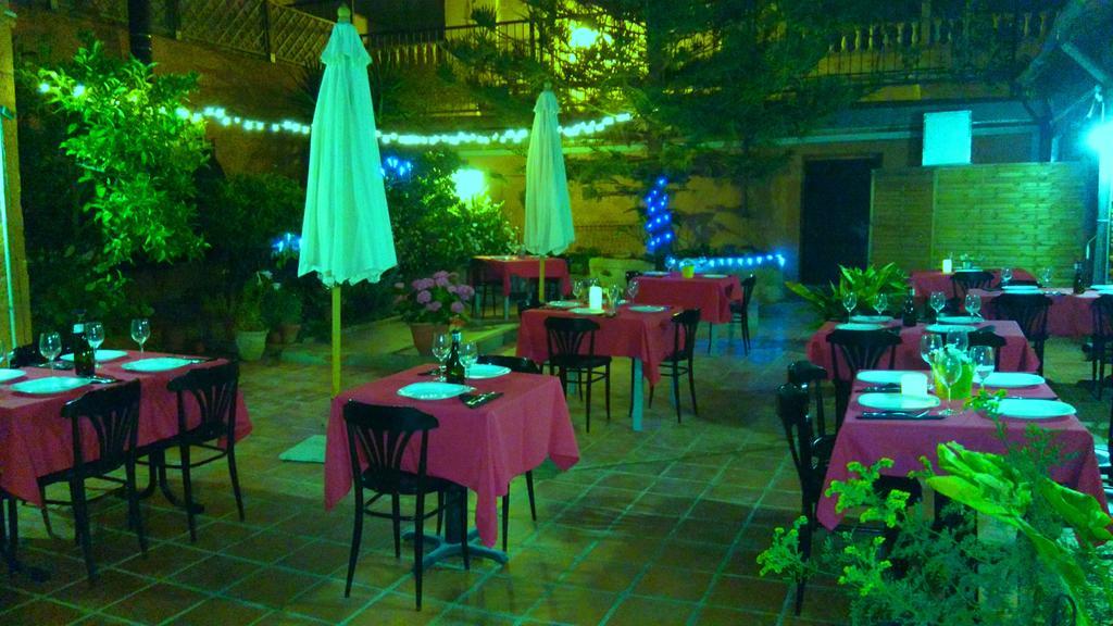 Archs Hotel Rural Lletger Ngoại thất bức ảnh