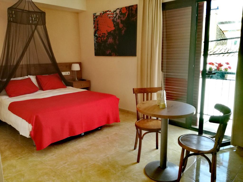 Archs Hotel Rural Lletger Ngoại thất bức ảnh